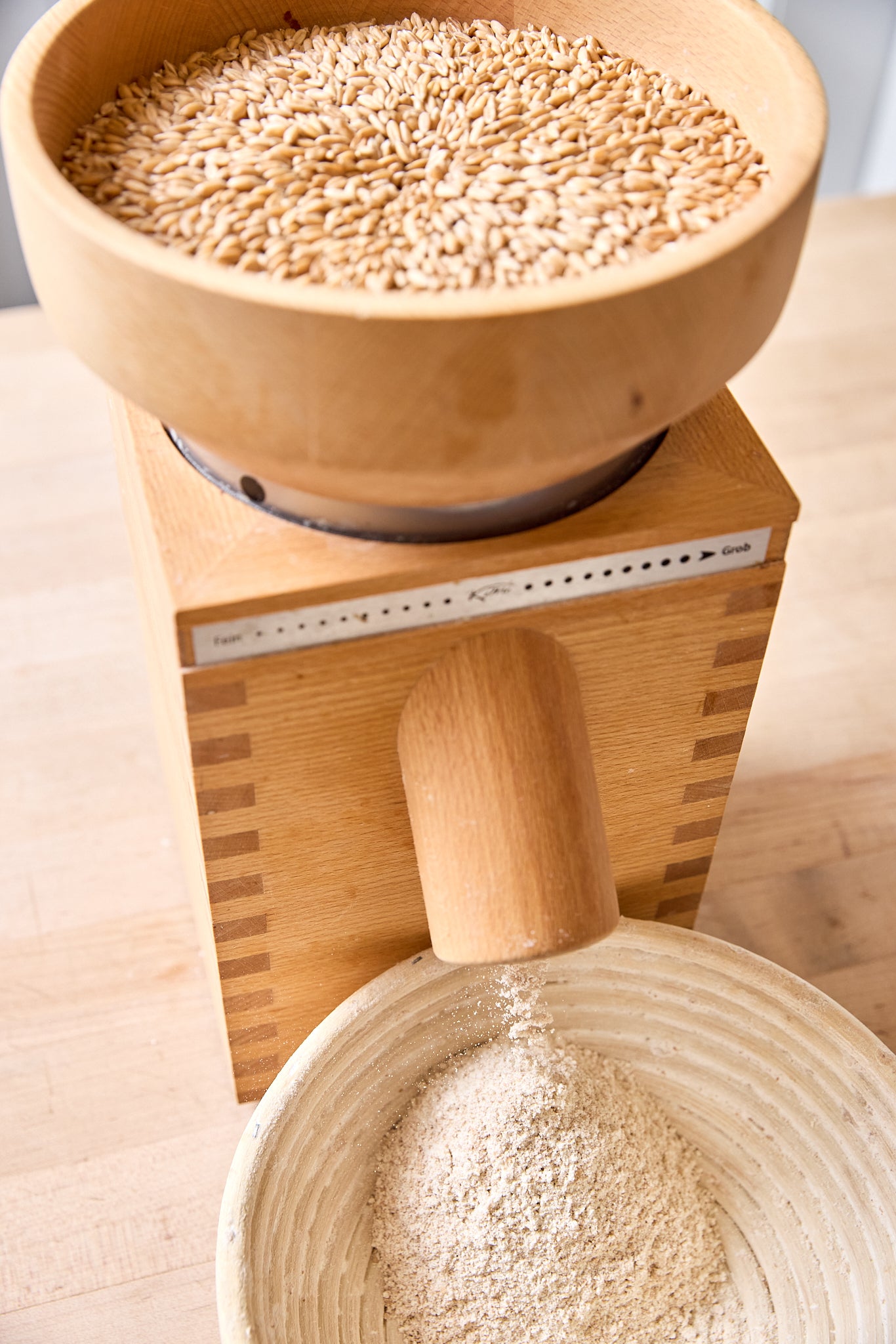 Whole Wheat Bread Flour 1 / lb