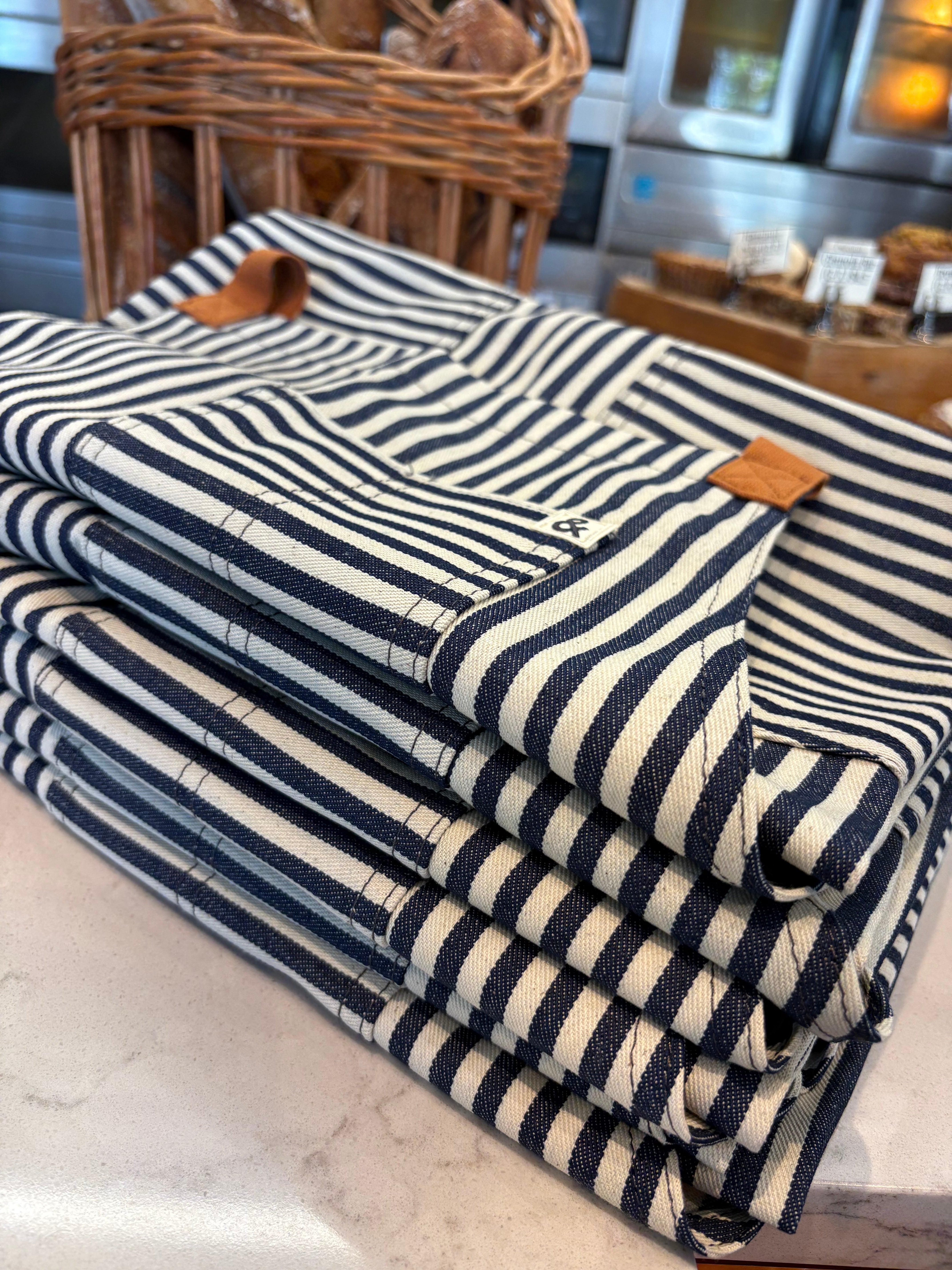 Aprons 6 pk